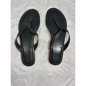 FRYE black leather flip flop size 7